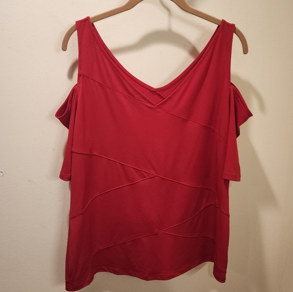Lane Bryant red cold shoulder top Plus size 14/16 - Picture 1 of 8